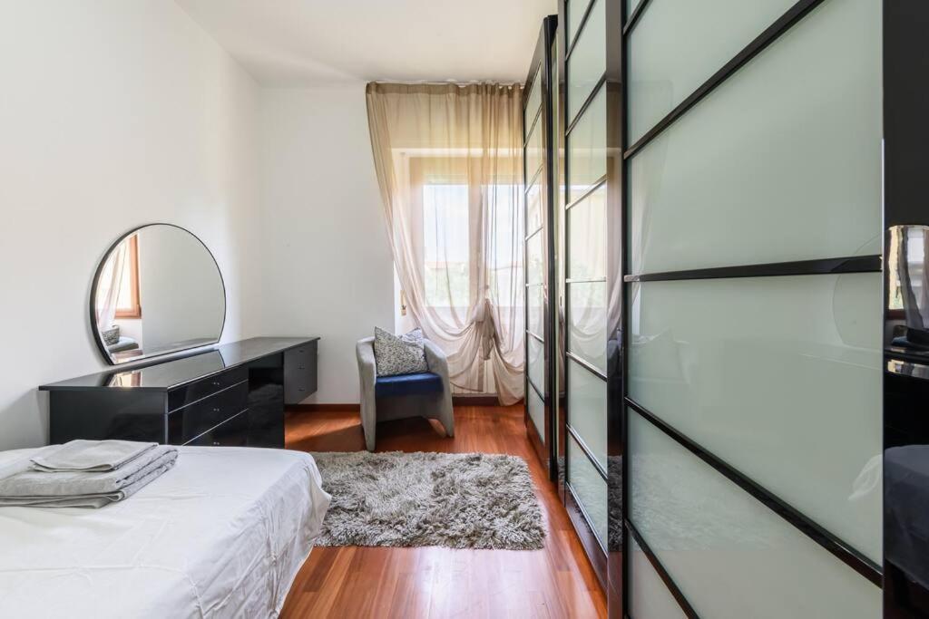 Parking & Wifi City Walls Apartment Pistoia Exteriör bild